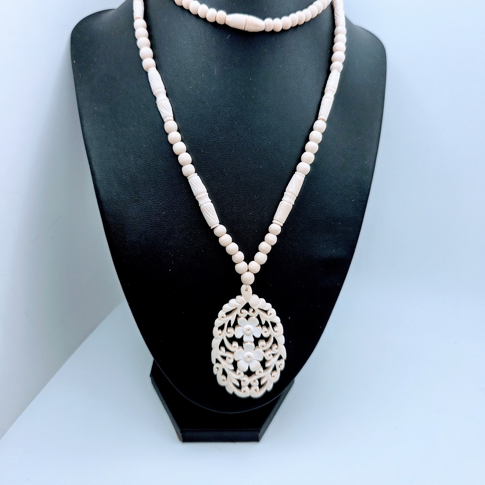 Vintage Art Deco Carved Celluloid Flower Pendant Necklace Long Handmade